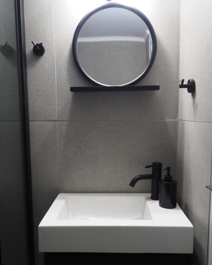 Mimadart Pop-Up Gallery Apartment 피레아스 외부 사진
